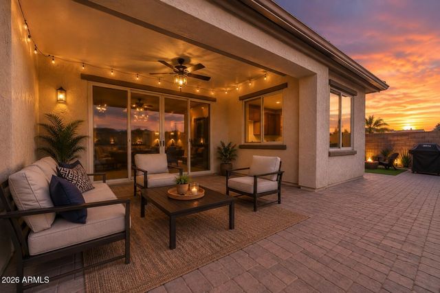 18236 W SANDLEWOOD Drive, Goodyear, AZ 85338