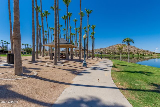 18236 W SANDLEWOOD Drive, Goodyear, AZ 85338