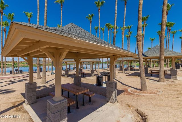 18236 W SANDLEWOOD Drive, Goodyear, AZ 85338