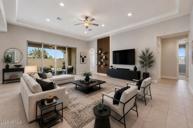 18236 W SANDLEWOOD Drive, Goodyear, AZ 85338