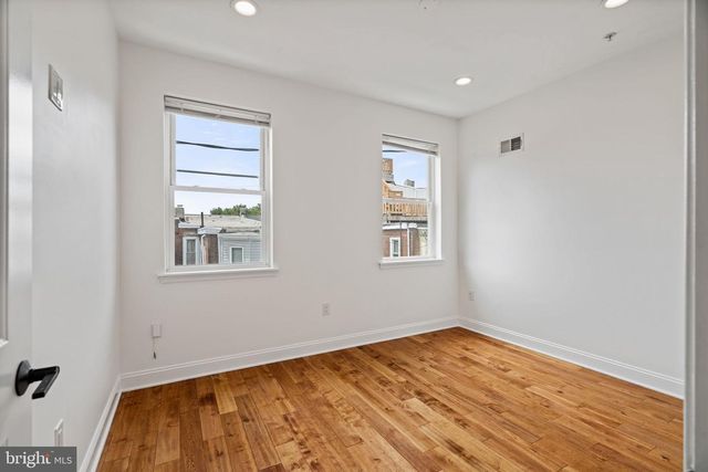1450 N DOVER ST, Philadelphia, PA 19121