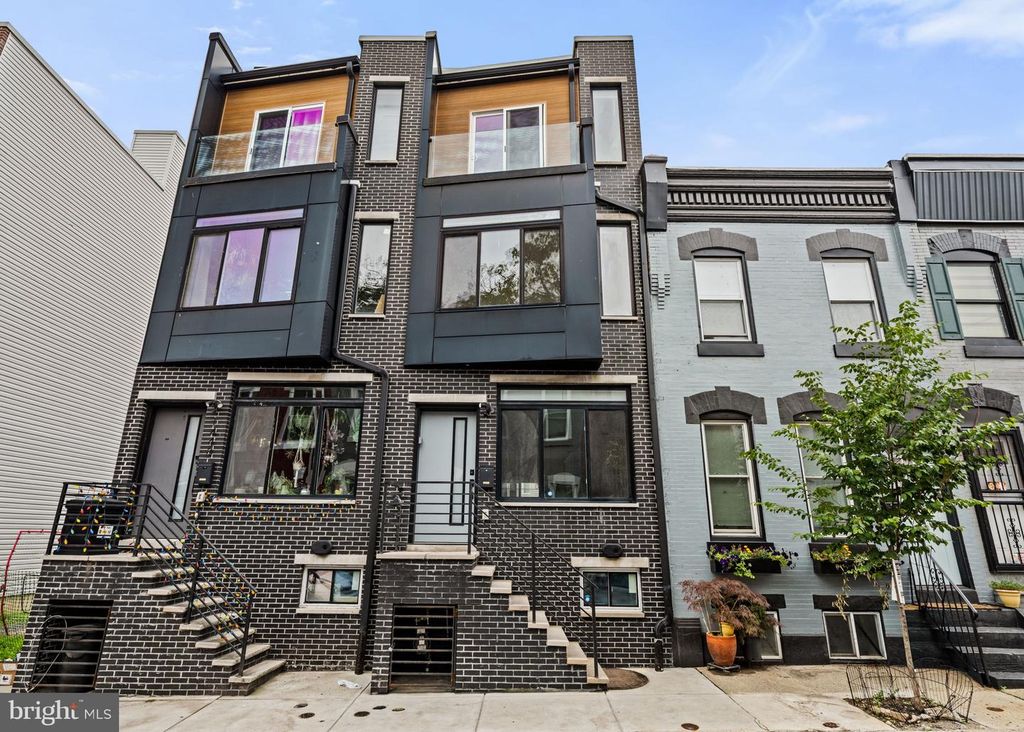 1450 N DOVER ST, Philadelphia, PA 19121