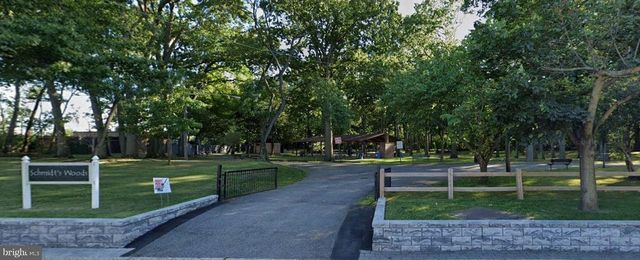 2138 HARMON COVE TOWER #2138, Secaucus, NJ 07094