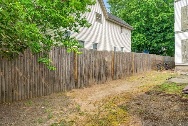 383 Wilson Street, Manchester, NH 03103