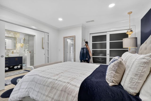 212 High Point Ter W C, Delray Beach, FL 33445