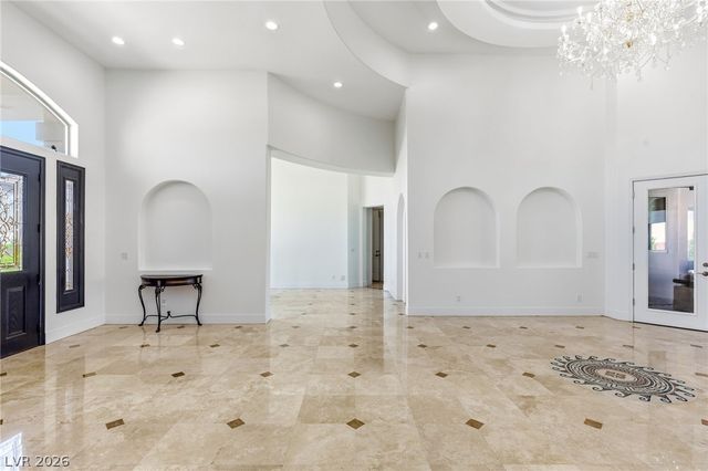 5625 North Chieftain Street, Las Vegas, NV 89149