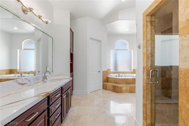 5625 North Chieftain Street, Las Vegas, NV 89149