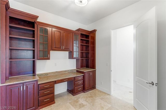 5625 North Chieftain Street, Las Vegas, NV 89149