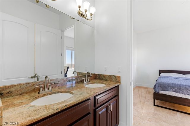 5625 North Chieftain Street, Las Vegas, NV 89149
