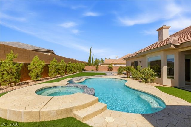 5625 North Chieftain Street, Las Vegas, NV 89149