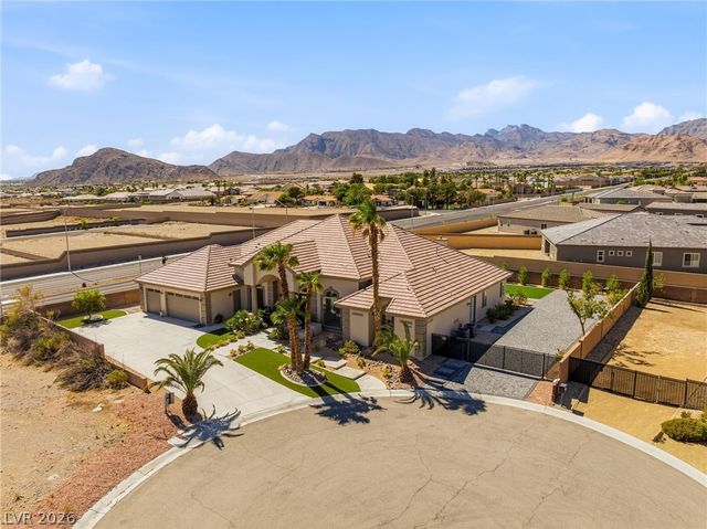 5625 North Chieftain Street, Las Vegas, NV 89149
