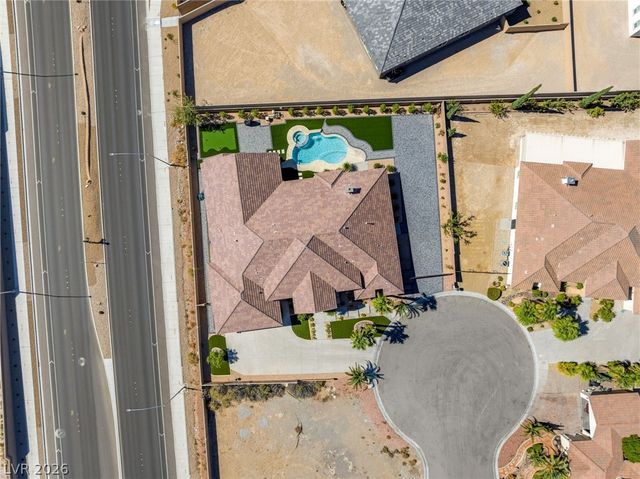 5625 North Chieftain Street, Las Vegas, NV 89149