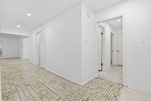 5838 Winterhaven Dr, Windcrest, TX 78239