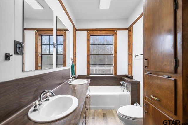 11631 Moser Ln, Whitehouse, TX 75791