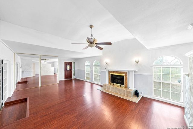 5306 Wapiti Trl, San Antonio, TX 78228