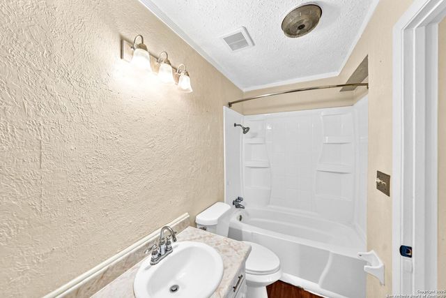 5306 Wapiti Trl, San Antonio, TX 78228