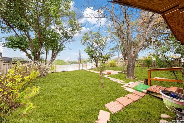 5306 Wapiti Trl, San Antonio, TX 78228