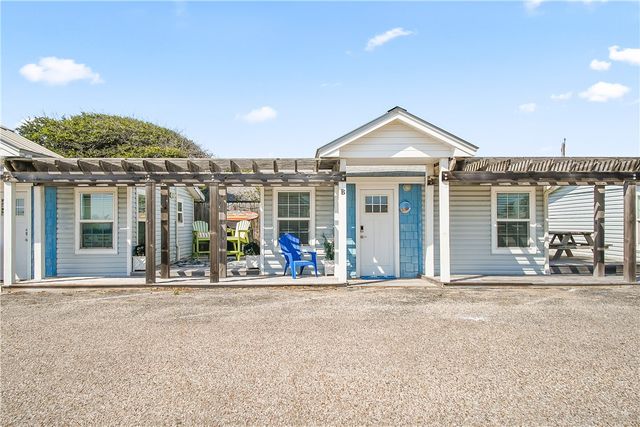 523 S Station St B, Port Aransas, TX 78373