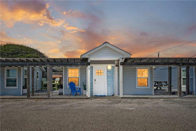 523 S Station St B, Port Aransas, TX 78373