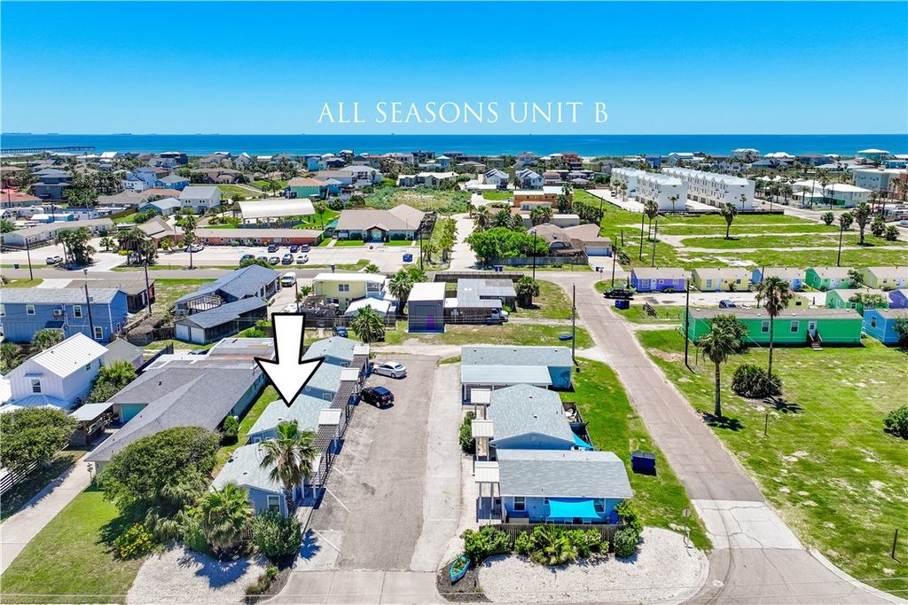 523 S Station St B, Port Aransas, TX 78373