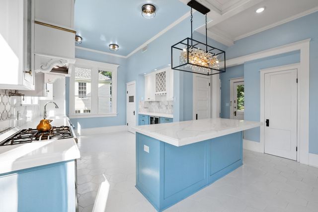 511 Travis Street, Sherman, TX 75090