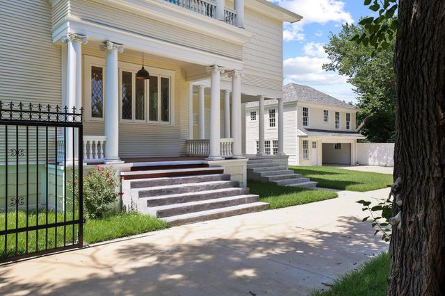 511 Travis Street, Sherman, TX 75090