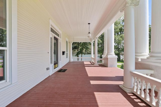 511 Travis Street, Sherman, TX 75090