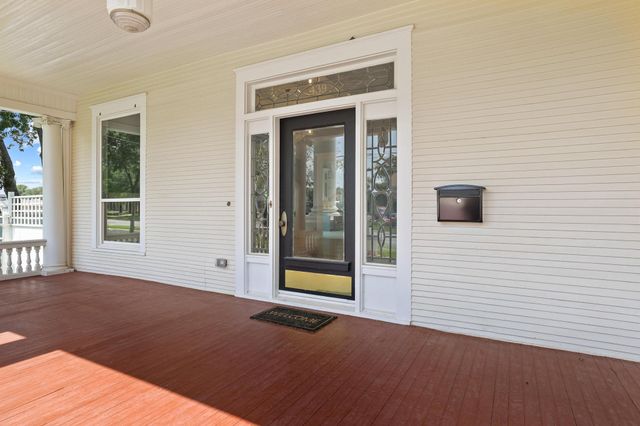 511 Travis Street, Sherman, TX 75090