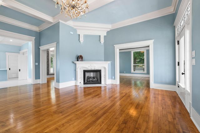 511 Travis Street, Sherman, TX 75090