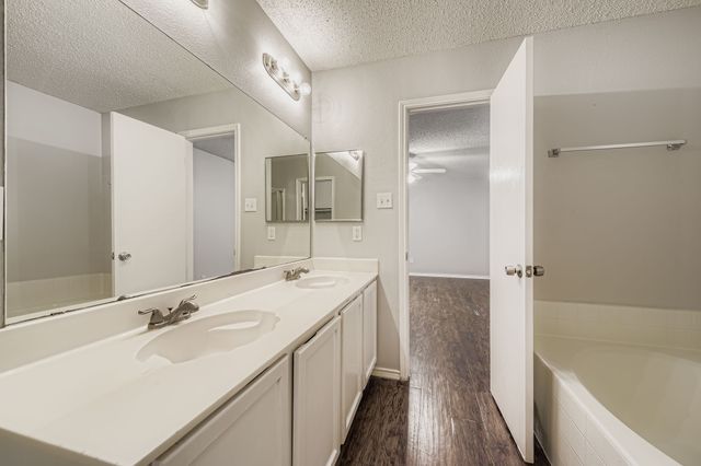 3904 Stonewick Court, Fort Worth, TX 76123