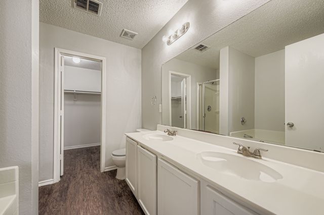 3904 Stonewick Court, Fort Worth, TX 76123