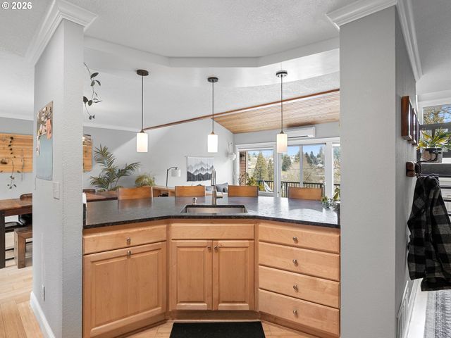 3444 Se ALDERCREST Rd, Milwaukie, OR 97222