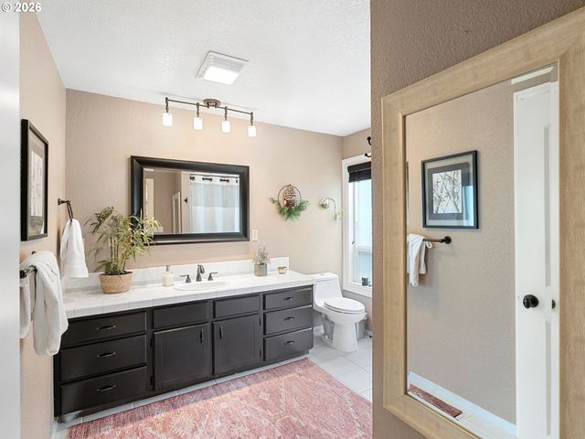 3444 Se ALDERCREST Rd, Milwaukie, OR 97222