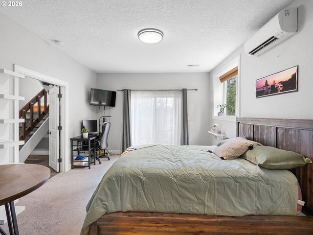 3444 Se ALDERCREST Rd, Milwaukie, OR 97222