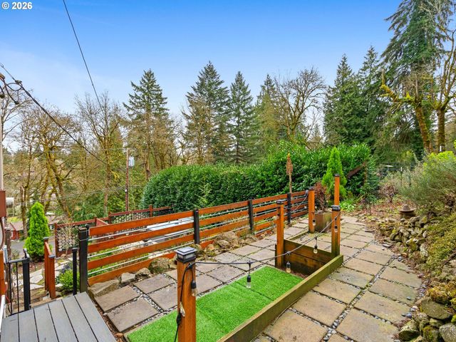 3444 Se ALDERCREST Rd, Milwaukie, OR 97222