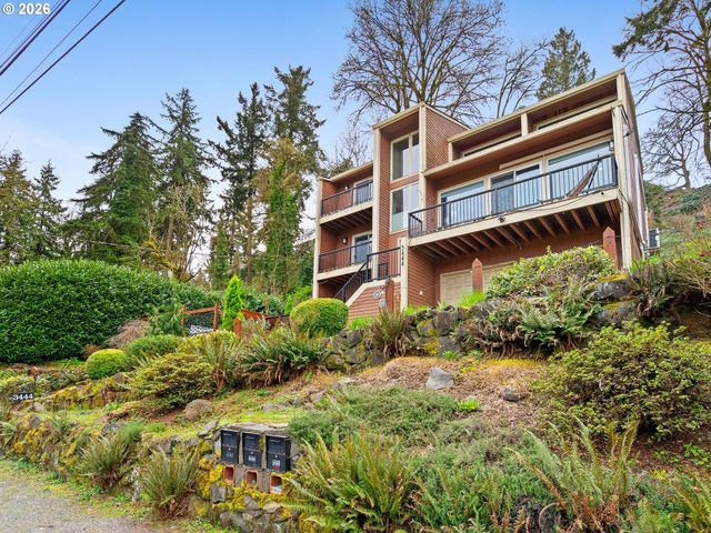 3444 Se ALDERCREST Rd, Milwaukie, OR 97222