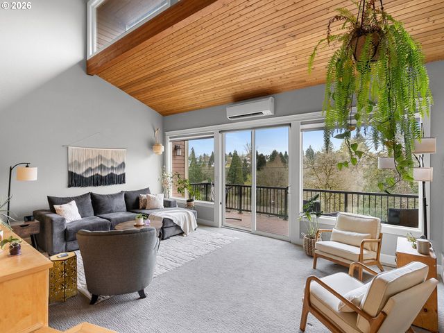 3444 Se ALDERCREST Rd, Milwaukie, OR 97222