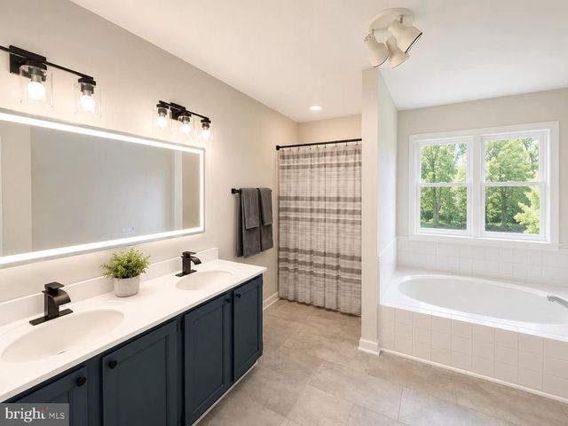 408 LAND OR DR, Ruther Glen, VA 22546