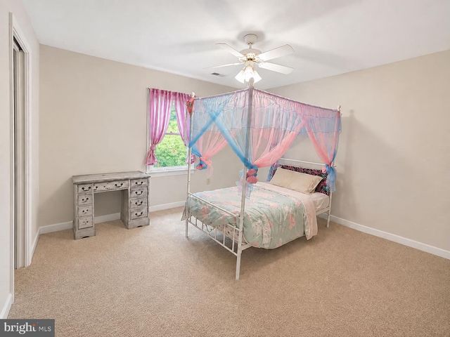 408 LAND OR DR, Ruther Glen, VA 22546