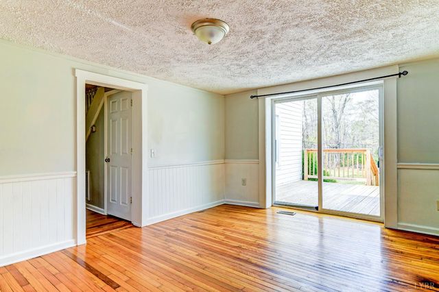 447 Toytown Road, Amherst, VA 24521