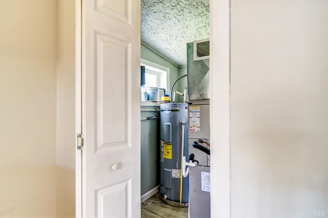 447 Toytown Road, Amherst, VA 24521