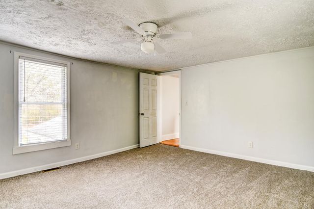 447 Toytown Road, Amherst, VA 24521