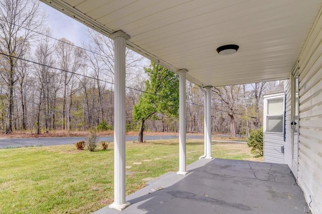 447 Toytown Road, Amherst, VA 24521