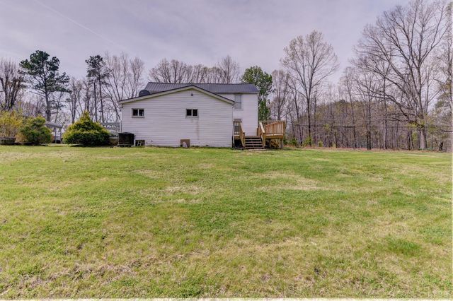 447 Toytown Road, Amherst, VA 24521