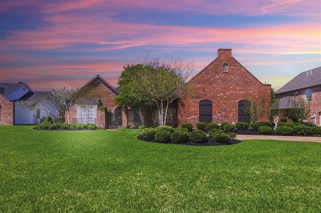 4826 Portrush Drive, Lake Charles, LA 70605