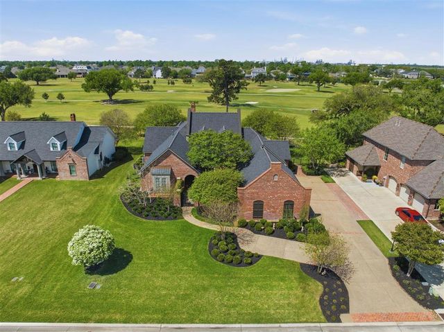 4826 Portrush Drive, Lake Charles, LA 70605