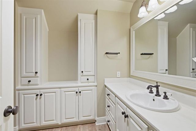 4826 Portrush Drive, Lake Charles, LA 70605