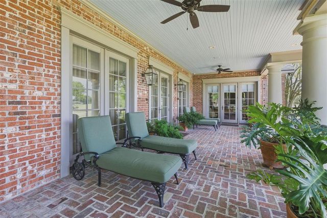 4826 Portrush Drive, Lake Charles, LA 70605