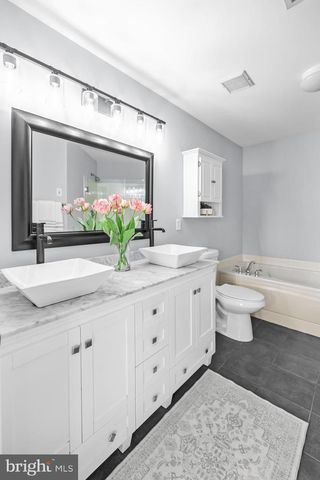 199 MARTIN LN, Alexandria, VA 22304