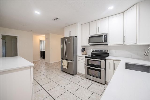 706 PATRICIA PL, Lakeland, FL 33809